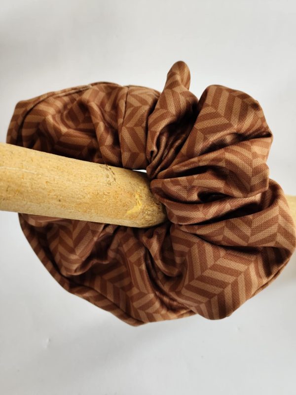 Geometric Herringbone Oversized Scrunchie - Image 2