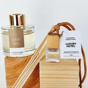 Σετ Δώρου με Αρωματικό Αυτοκινήτου 8ml και Reed Diffuser 100ml με Άρωμα Luxury Hotel