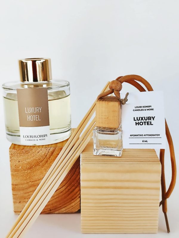 Σετ Δώρου με Αρωματικό Αυτοκινήτου 8ml και Reed Diffuser 100ml με Άρωμα Luxury Hotel